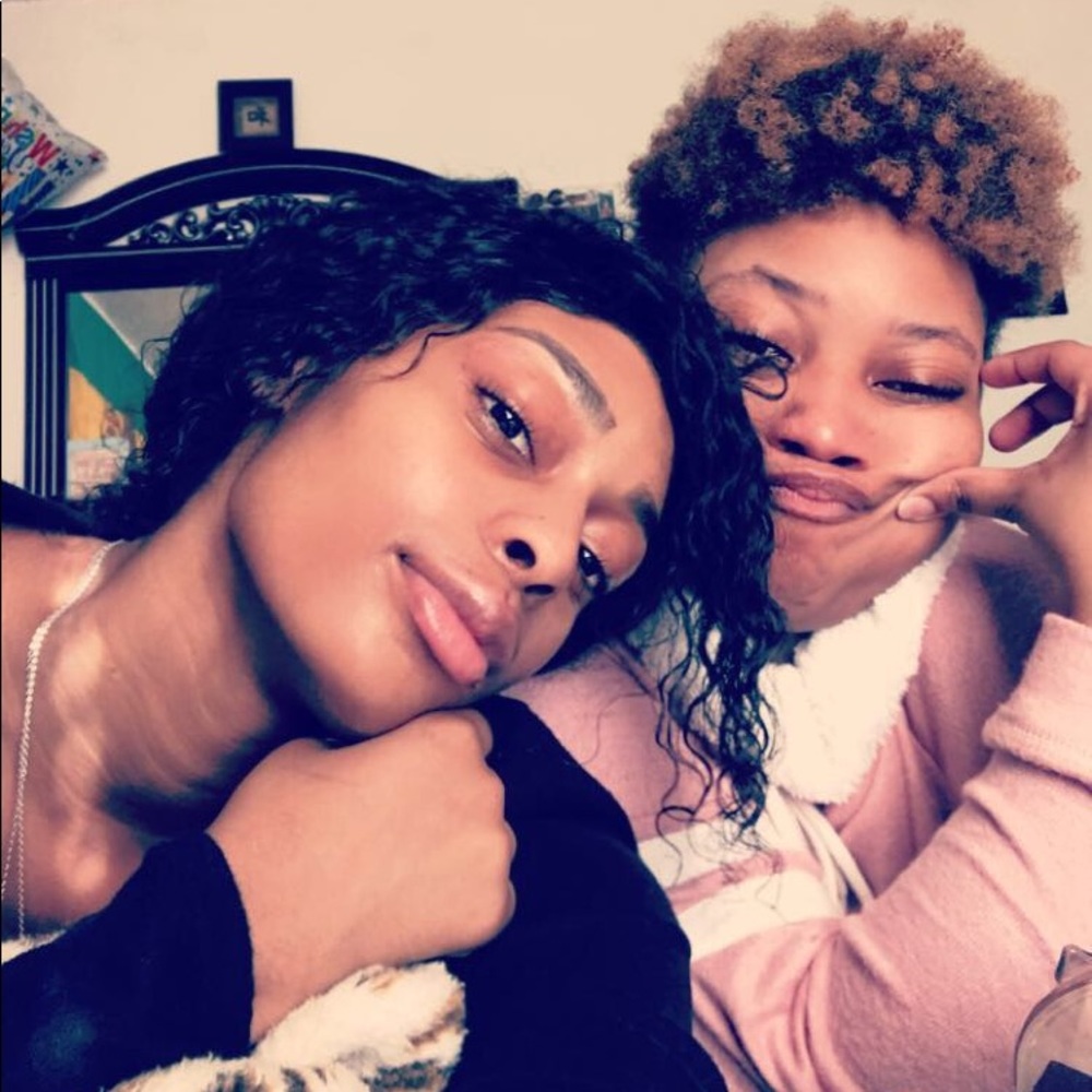 Meet your Posher, Mari